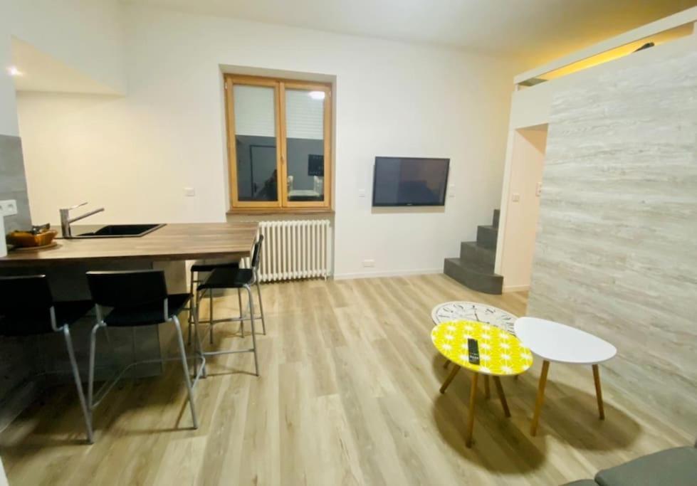 T2 Neuf Pour 4 Pers , Bien Place Et Parking Gratuit Apartman Toulouse Kültér fotó